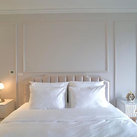 Luxe Paradise Suites Xuan Dieu Hanoi Bagian luar foto