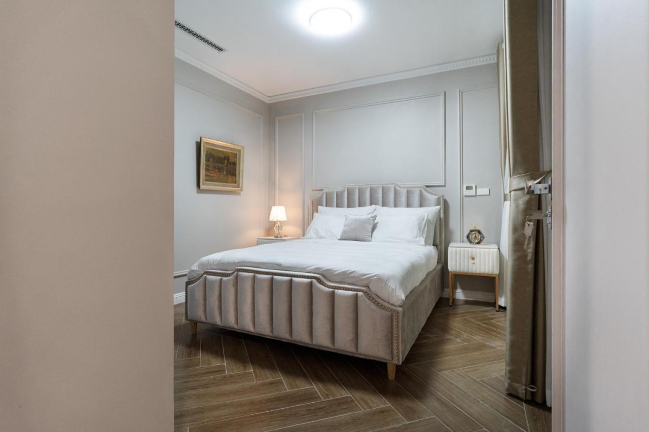 Luxe Paradise Suites Xuan Dieu Hanoi Bagian luar foto