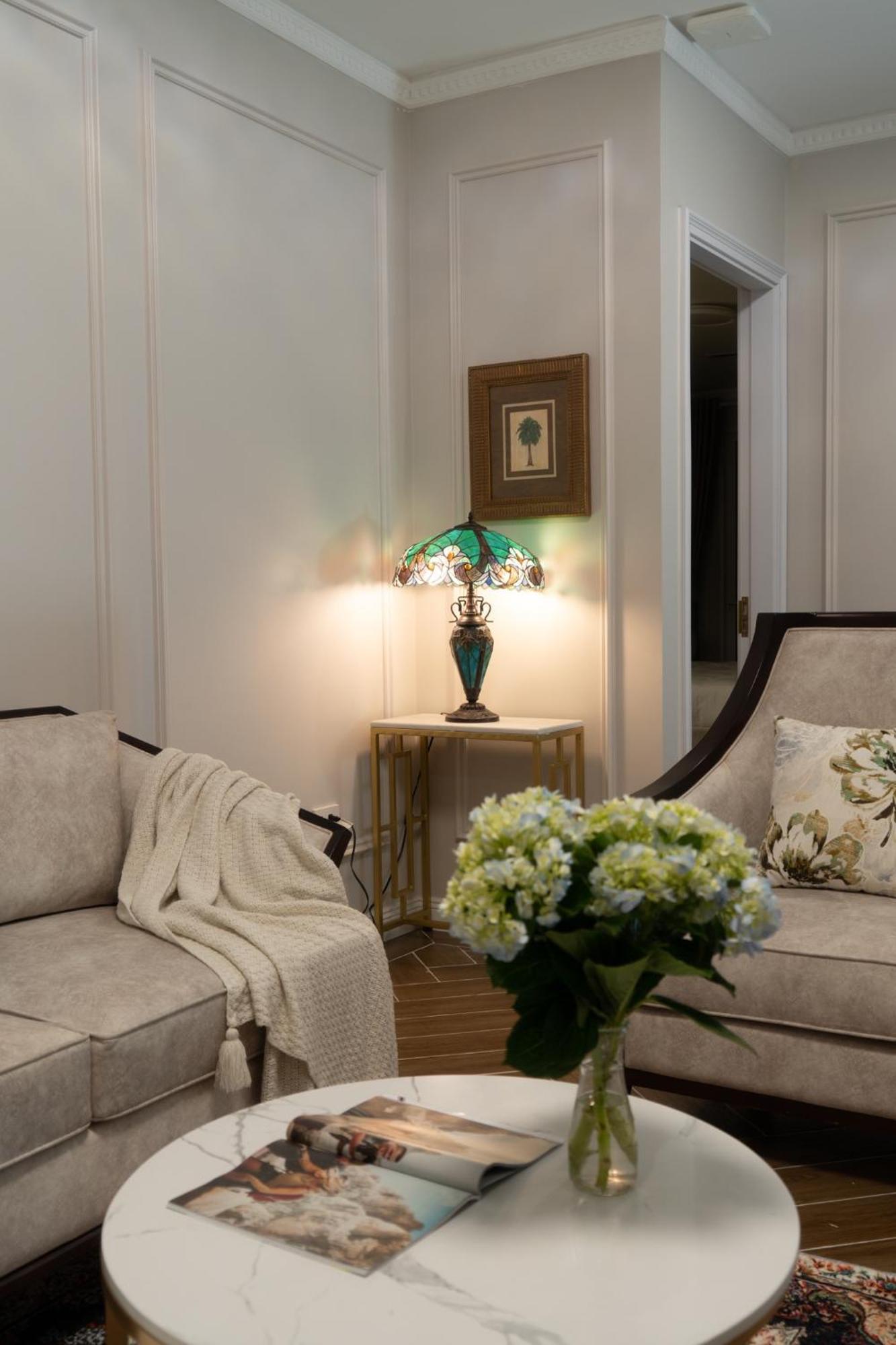 Luxe Paradise Suites Xuan Dieu Hanoi Bagian luar foto