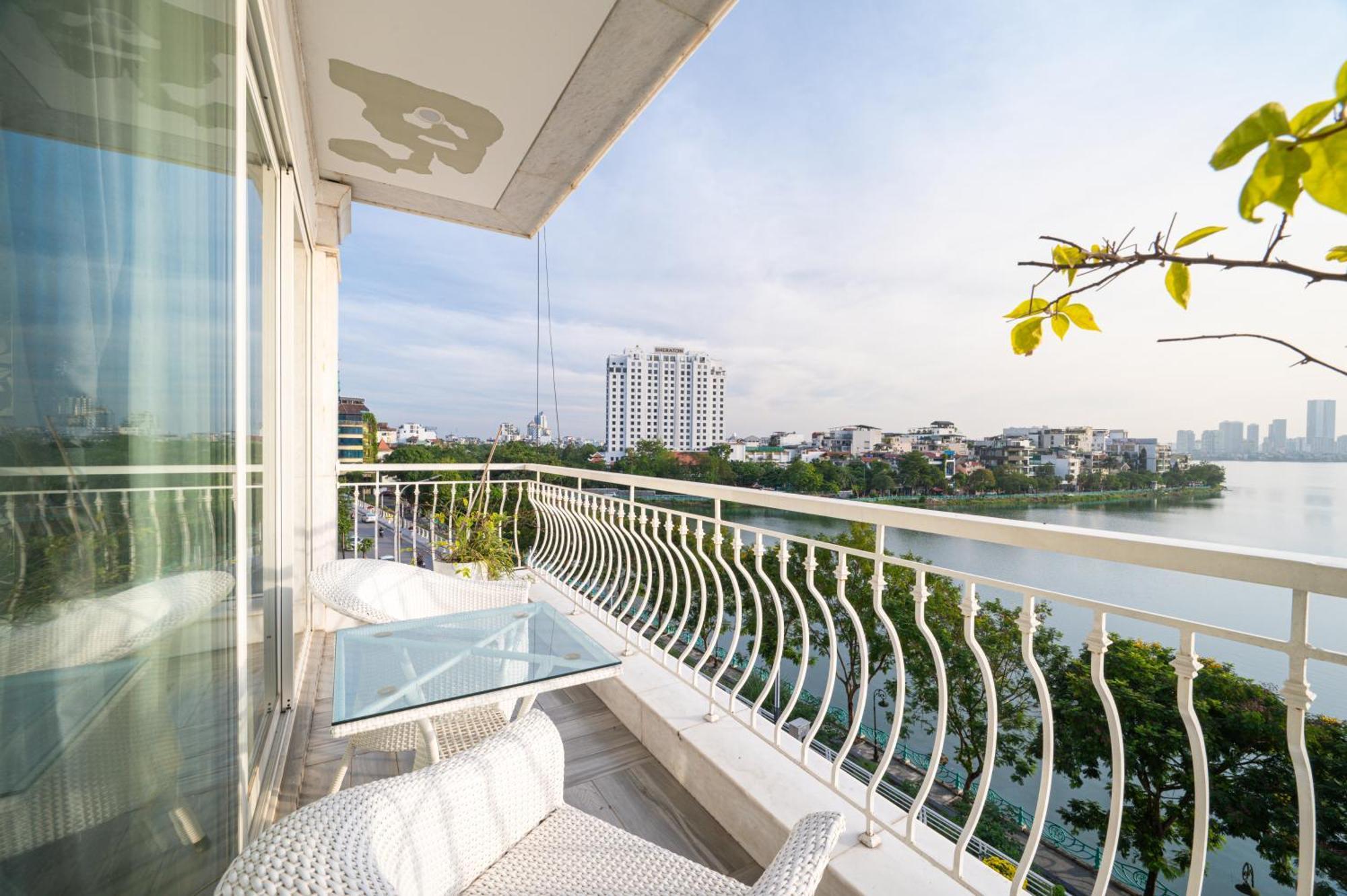 Luxe Paradise Suites Xuan Dieu Hanoi Bagian luar foto
