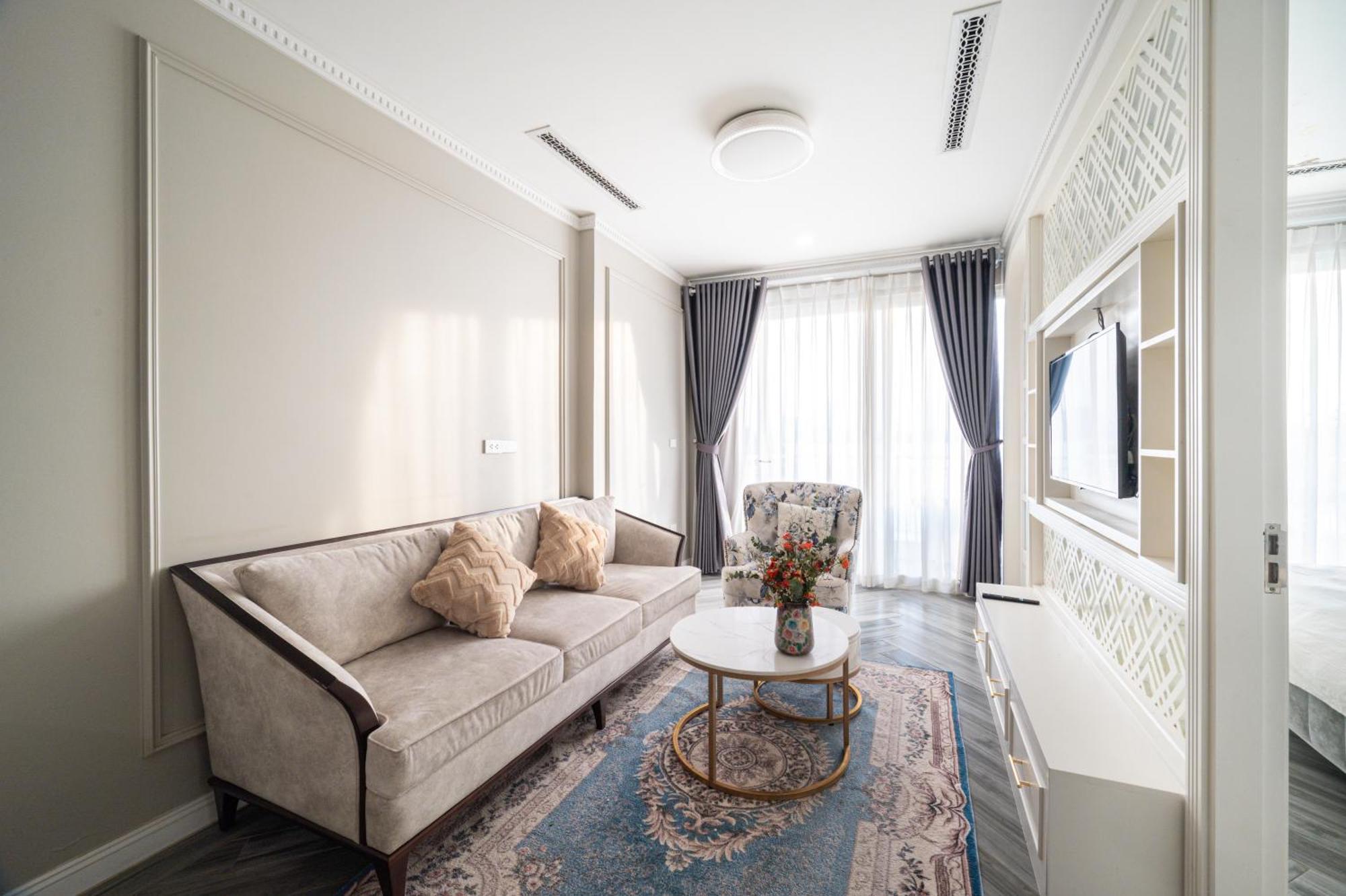 Luxe Paradise Suites Xuan Dieu Hanoi Bagian luar foto