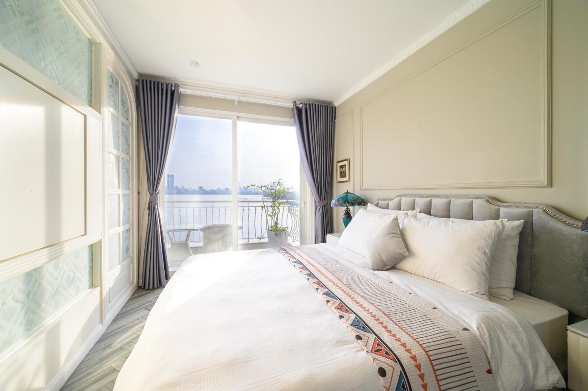 Luxe Paradise Suites Xuan Dieu Hanoi Bagian luar foto